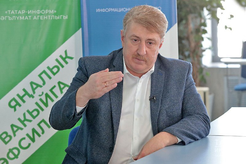 Кондратьев: В Татарстане очень активно работают клубы молодых избирателей в Набережных Челнах, Нижнекамске. 