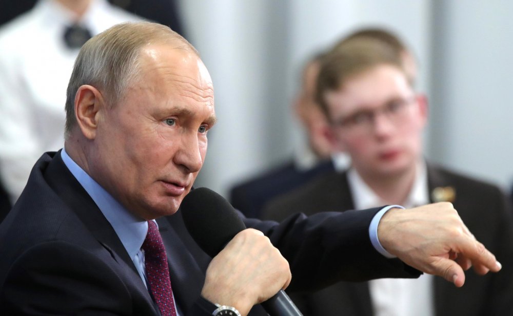 Владимир Путин поддержал идею создания научных команд из школьников и ученых