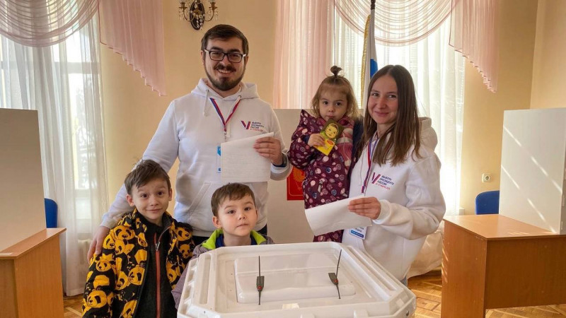 Дмитрий Гнедаш: "Мы голосуем всей семьей!"