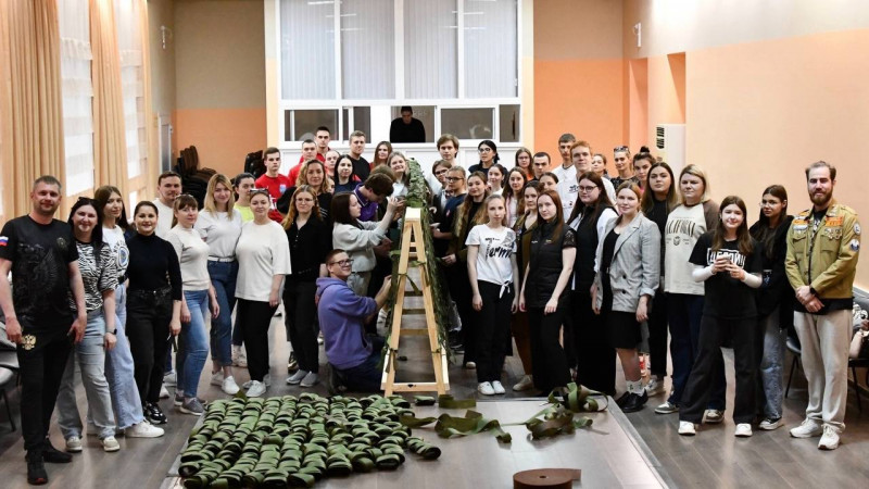 МИК Тамбовской области провел акцию по плетению маскировочных сетей 